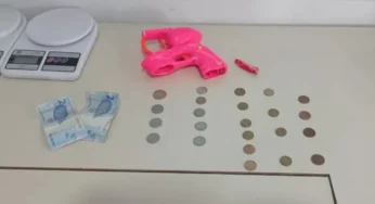 Homem usa “arma da Barbie” para assaltar ônibus no PR