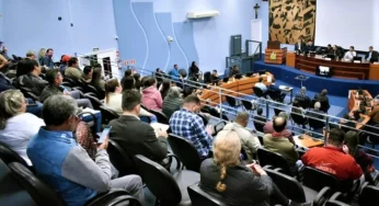 Alegando a garantia de mais transparência, Prefeitura desmarca audiência pública sobre transporte