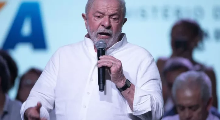 Lula confirma aumento do salário mínimo em maio
