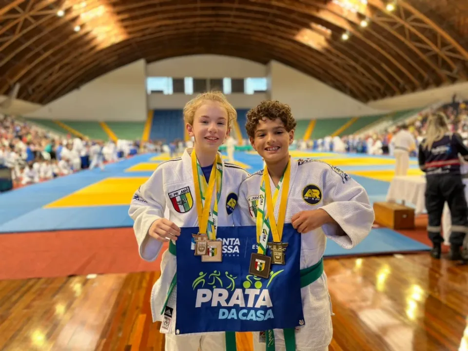 João Victor Galvão Rickli e Isabela Mocelin garantem vaga em campeonato nacional de Judô