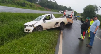Capotamento deixa motorista ferido na PR-151