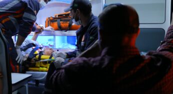Motociclista tem dedos amputados após grave acidente em Itaiacoca