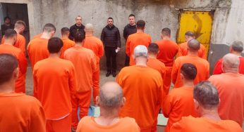 10 detentos recebem o sacramento da Confissão na Cadeia Pública de Castro