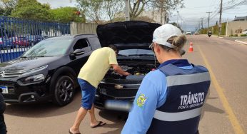 Engavetamento envolve três veículos em bairro de Ponta Grossa