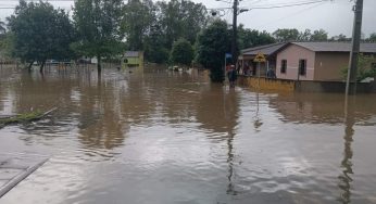 Porto Amazonas decreta situação de emergência; rio passou dos sete metros