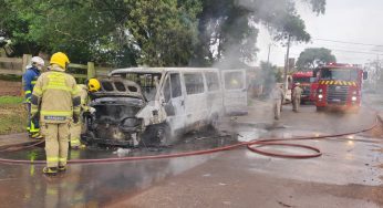 Empresa responsável por van escolar que pegou fogo em PG afirma que manutenção estava em dia