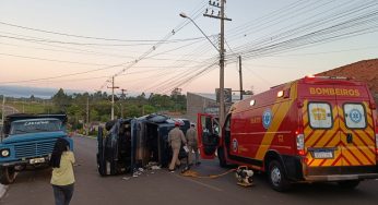 Jovem morre após capotamento na Vila Dal Col, em PG