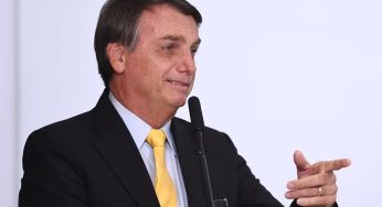 Bolsonaro aposta em bolão e ganha prêmio na Mega-Sena. Saiba quanto