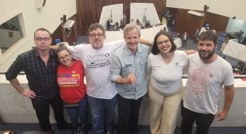 Docentes do Paraná conquistam aprovação do Plano de Carreira na Alep