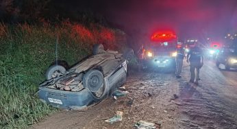 Jovem fica ferido após capotar carro na Av. Souza Naves