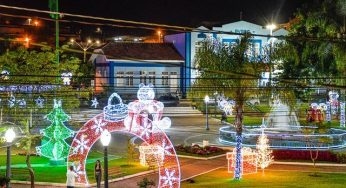 Iluminação natalina e programação cultural do XV Natal para Todos transformam Jaguariaíva
