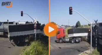 Caminhão atingido por trem em PG avançou o sinal vermelho