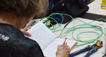 Edital da Copel oferta cursos profissionalizantes para mulheres em situação de vulnerabilidade