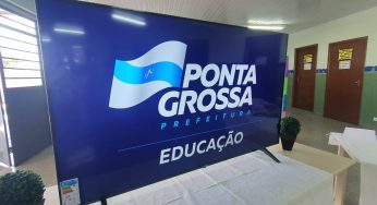 Prefeitura de Ponta Grossa entrega 160 Smart TVs para CMEIs e Escolas