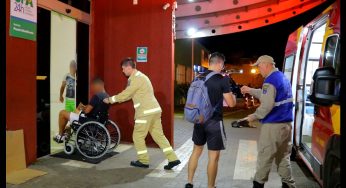 Motociclista tenta dar tranco em moto, perde o controle e fica ferido em PG
