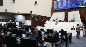 Aprovado projeto que busca minimizar impactos pelo uso excessivo de telas por crianças e adolescentes