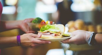 Franquias de food service crescem 17,9% no país, diz ABF