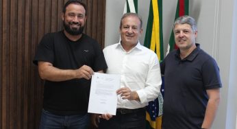 Moacyr Fadel destina R$ 1,5 milhão para compra de novos caminhões em Piraí do Sul
