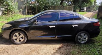 Leilão do Estado começa com carro Renault Fluence por menos de R$ 2 mil