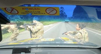 PRF persegue carro por mais de meia hora e apreende 400 kg de maconha na BR-277. Veja vídeo