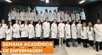 Alunos de Enfermagem da FASF recebem jalecos durante cerimônia