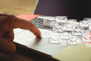 HostGator lança novo serviço de e-mail com suporte da IA