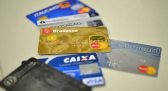 Donos de cartão de crédito poderão transferir saldo devedor da fatura a partir de julho