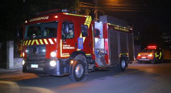 Fogo em entulhos mobiliza Bombeiros até o Parque Nossa Senhora das Graças