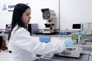 TÜV Rheinland anuncia operação de novo laboratório de testes