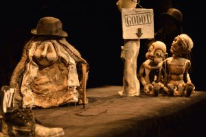 CAIXA Cultural Curitiba promove oficina de manipulação de bonecos