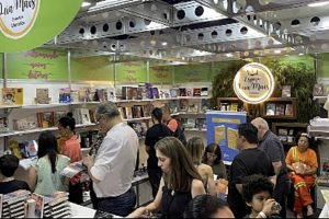 Livro focado em vendas no LinkedIn é lançado na Bienal de SP