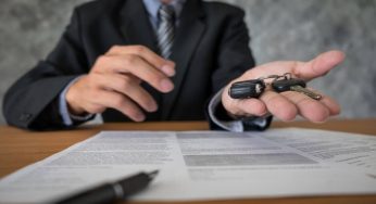 ABRADEB alerta sobre venda casada ao financiar um veículo