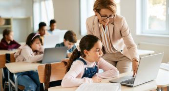 Uso da IA facilita o aprendizado bilíngue na educação básica