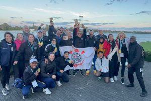 Remo do Corinthians vence o Campeonato Mundial na Alemanha