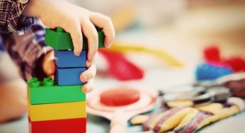 Pesquisa destaca a necessidade de materiais escolares inclusivos