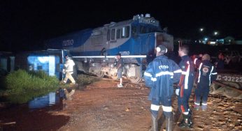 Descarrilamento de trem em Ponta Grossa mobiliza Corpo de Bombeiros