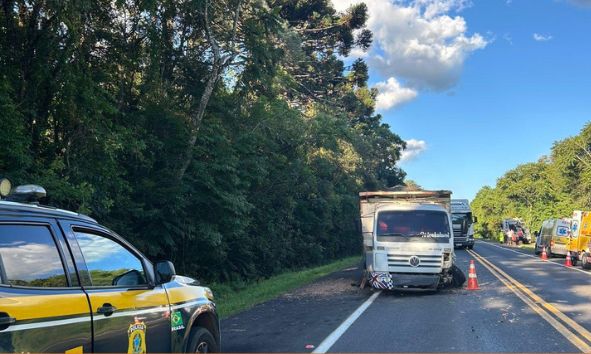 Acidente fatal na BR-373 em Prudentópolis-PR deixa duas vítimas fatais e duas crianças feridas Boca no Trombone Acidente fatal na BR-373 em Prudentópolis-PR deixa duas vítimas fatais e duas crianças feridas