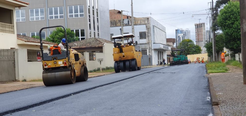 Recapeamento asfáltico na Vila Ferroviária em Oficinas 3 Boca no Trombone Recapeamento asfáltico na Vila Ferroviária em Oficinas 3