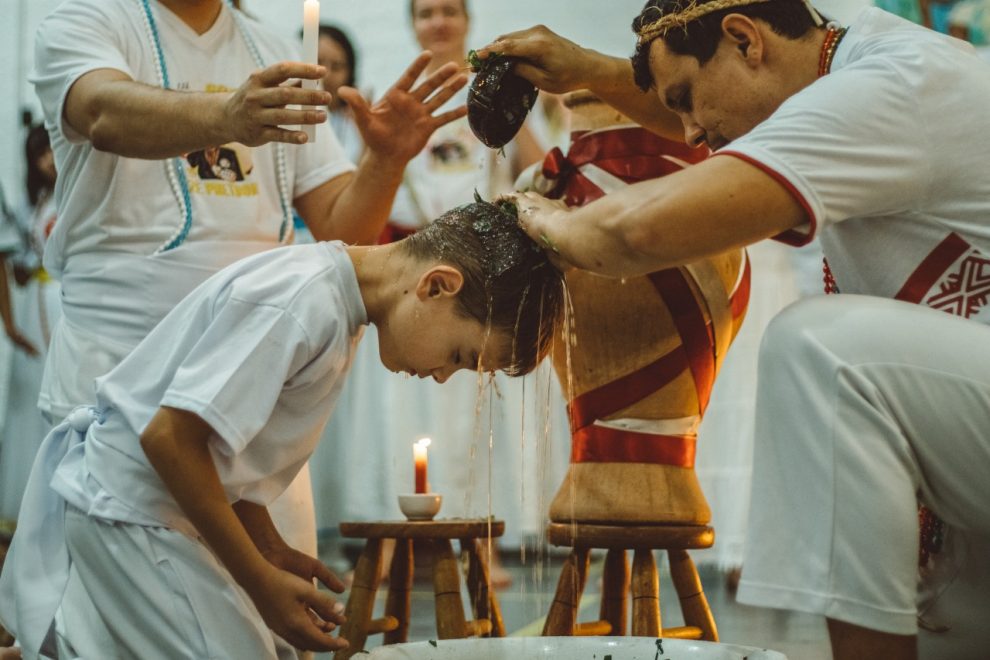 SARAVÁ! Exposição Fotográfica Convida a Sobrevoar a Memória e Resistência da Umbanda em Ponta Grossa