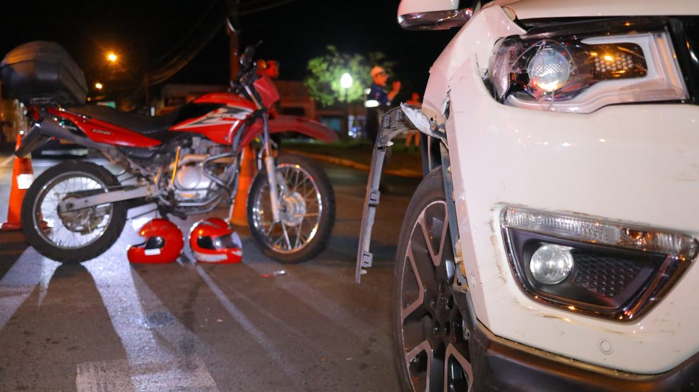 Acidente entre Jeep e moto deixa jovem ferida em Ponta Grossa Boca no Trombone Acidente entre Jeep e moto deixa jovem ferida em Ponta Grossa