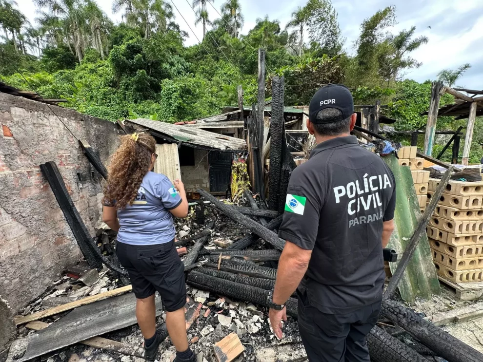 Chave PIX leva à prisão de suspeito de duplo homicídio em cidade do PR Boca no Trombone Chave PIX leva à prisão de suspeito de duplo homicídio em cidade do PR