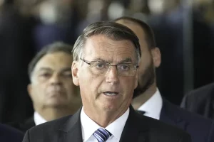 PGR se manifesta contra autorização para viagem de Bolsonaro aos EUA