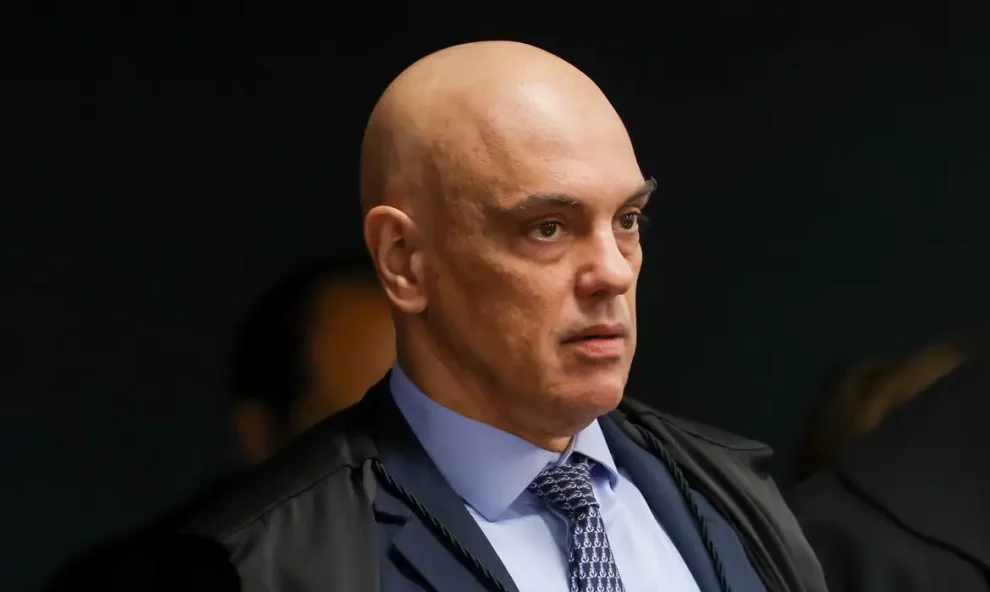 Moraes absolve pessoa em situação de rua presa por atos golpistas Boca no Trombone Moraes absolve pessoa em situação de rua presa por atos golpistas