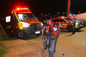 Motociclista fica gravemente ferido em acidente em bairro de PG Boca no Trombone Motociclista fica gravemente ferido em acidente em bairro de PG