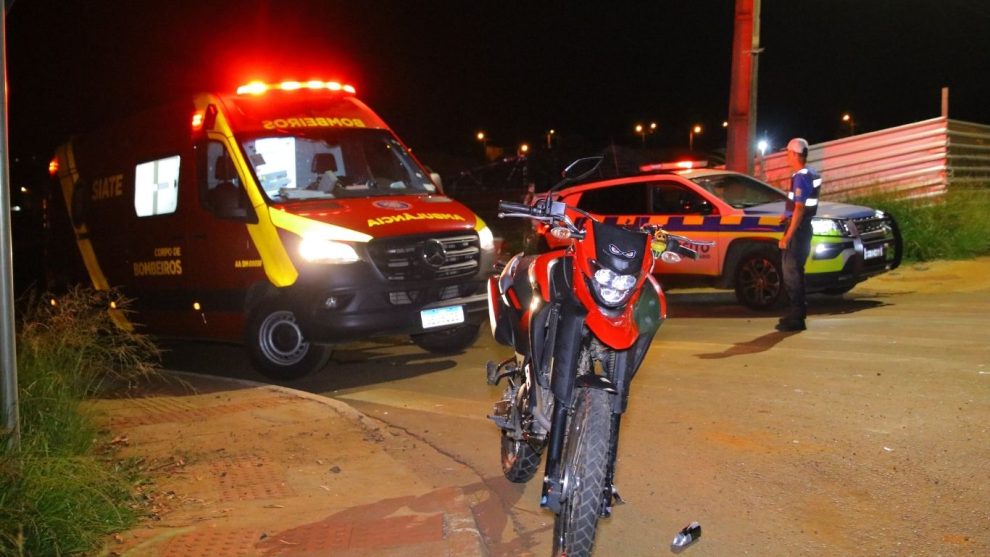 Motociclista fica gravemente ferido em acidente em bairro de PG Boca no Trombone Motociclista fica gravemente ferido em acidente em bairro de PG