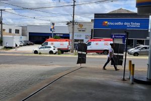 Imagem mostra ambulÂncias do SAMU