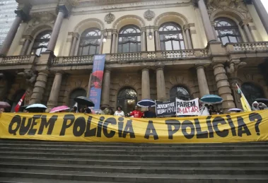 Ministério regulamenta uso gradativo da força pela polícia Boca no Trombone Ministério regulamenta uso gradativo da força pela polícia