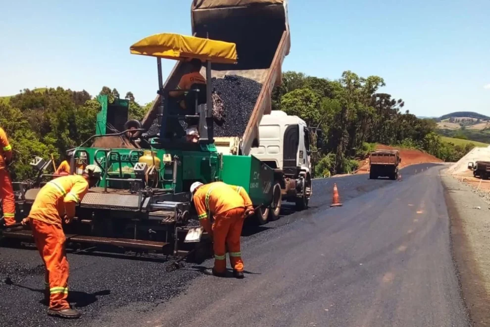 Rodovias da região recebem obras de recuperação de pavimento nesta terça (28); confira os trechos Boca no Trombone Rodovias da região recebem obras de recuperação de pavimento nesta terça (28); confira os trechos