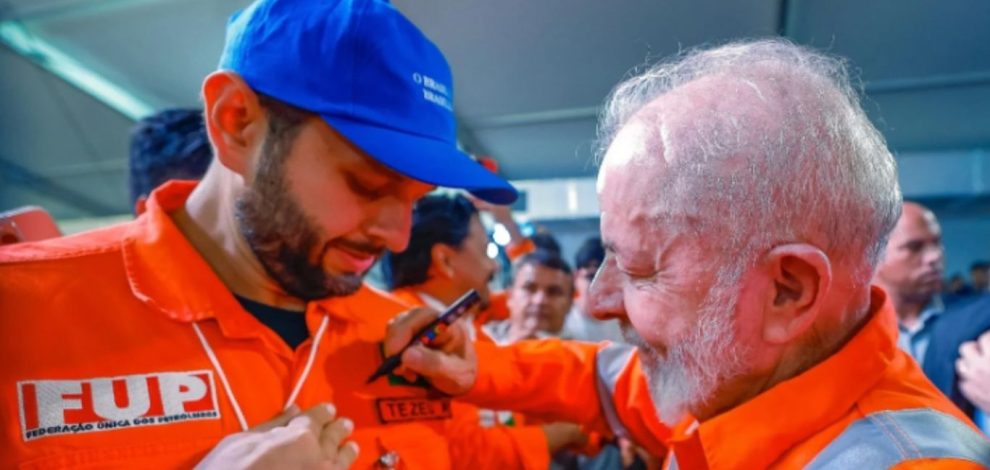 Lula defende Petrobras e critica privatizações em evento que busca reverter queda de popularidade Boca no Trombone Lula defende Petrobras e critica privatizações em evento que busca reverter queda de popularidade