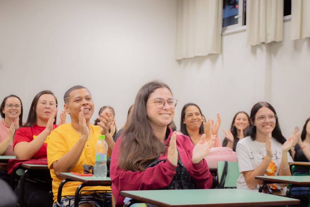 Acadêmicos iniciam ano letivo na UEPG nesta segunda-feira (17) Boca no Trombone Acadêmicos iniciam ano letivo na UEPG nesta segunda-feira (17)